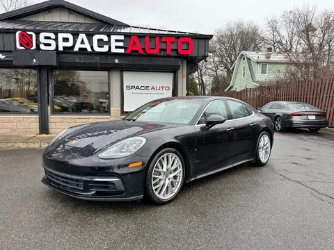 2018 Porsche Panamera