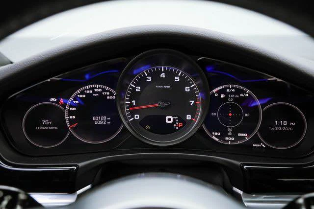 2018 Porsche 971 Panamera - Image 8 of 20