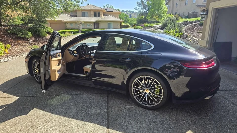 2018 Porsche 971 Panamera - Image 9 of 11