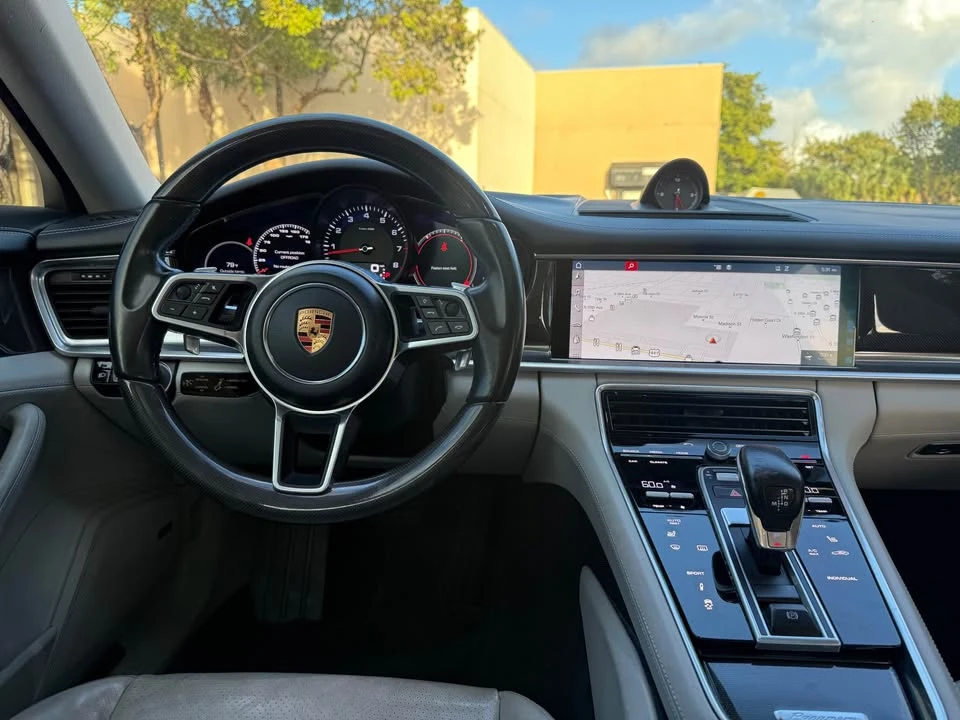 2018 Porsche 971 Panamera - Image 11 of 13