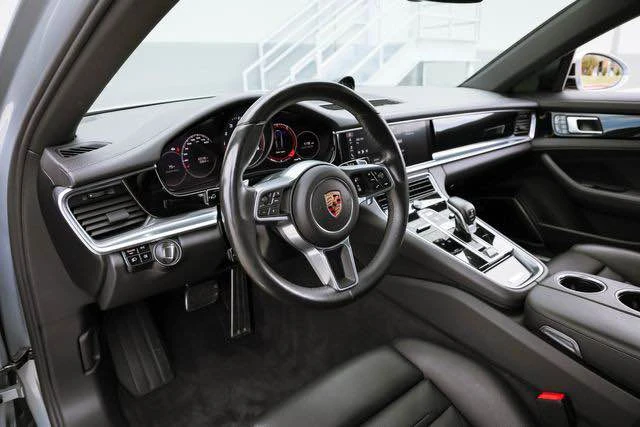 2018 Porsche 971 Panamera - Image 9 of 20