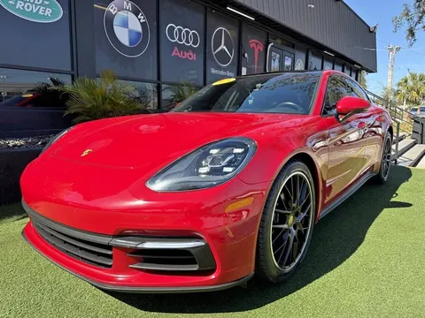 2018 Porsche Panamera
