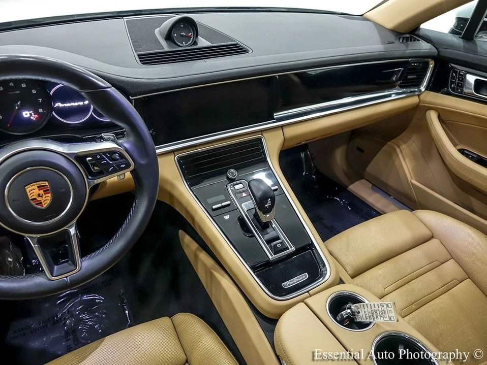 2018 Porsche 971 Panamera - Image 17 of 20