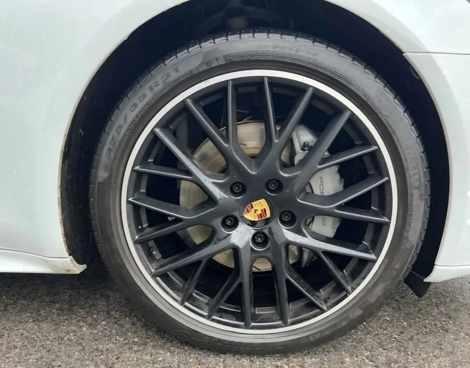 2018 Porsche 971 Panamera - Image 8 of 14