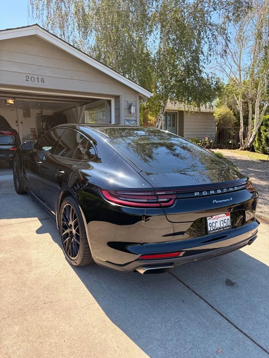 2018 Porsche 971 Panamera - Image 5 of 16