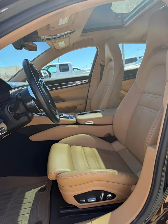2018 Porsche 971 Panamera - Image 9 of 19