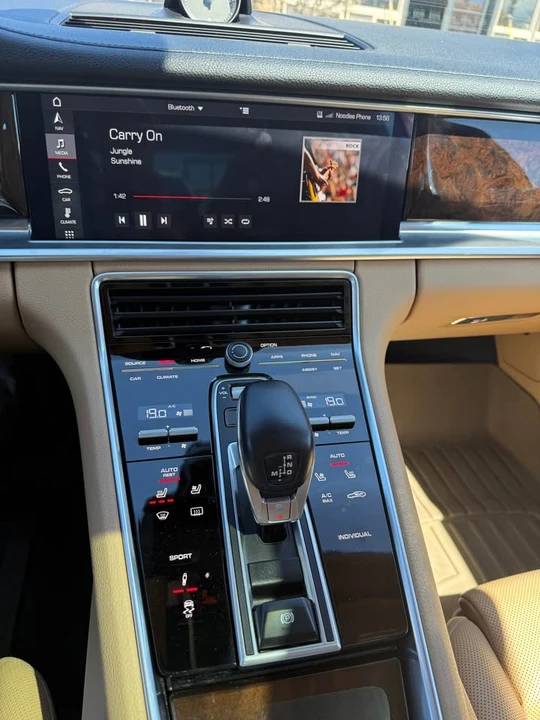 2018 Porsche 971 Panamera - Image 11 of 19