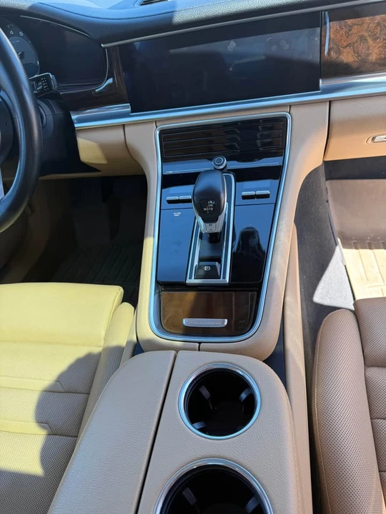 2018 Porsche 971 Panamera - Image 12 of 19