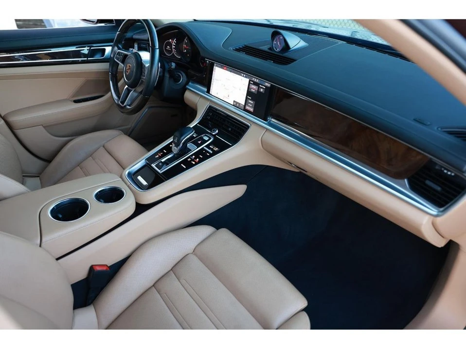2018 Porsche 971 Panamera - Image 19 of 20