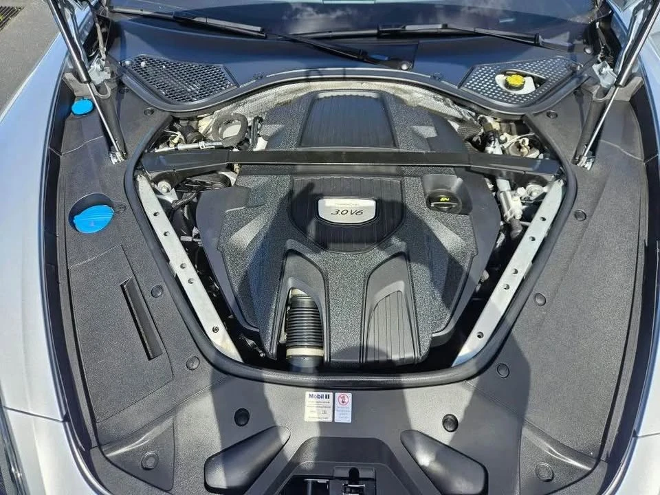 2018 Porsche 971 Panamera - Image 19 of 20