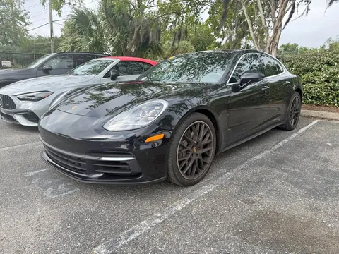 2018 Porsche Panamera S/4S