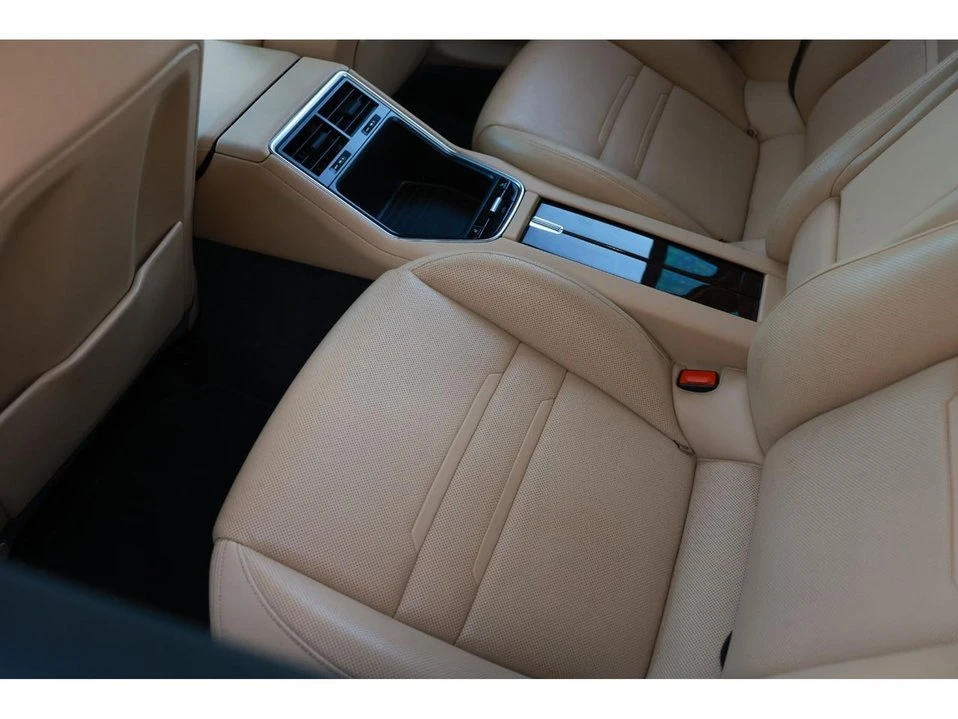 2018 Porsche 971 Panamera - Image 11 of 20