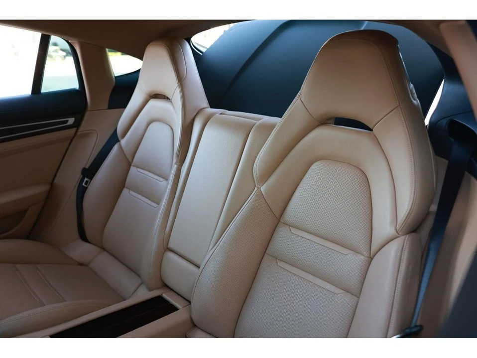 2018 Porsche 971 Panamera - Image 9 of 20