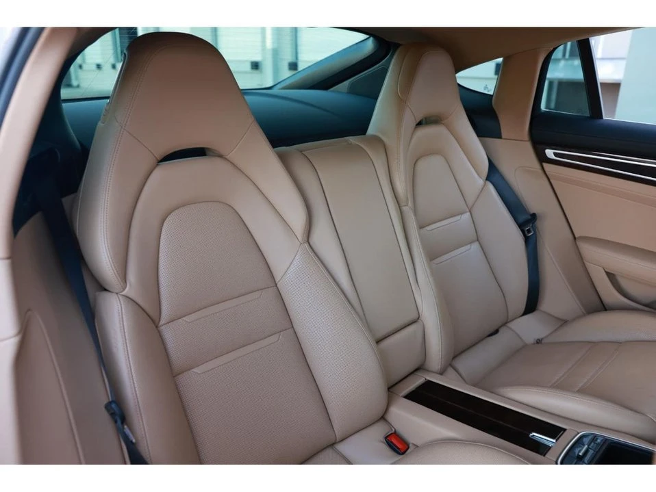 2018 Porsche 971 Panamera - Image 15 of 20