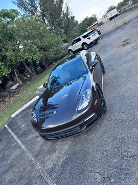 2018 Porsche Panamera