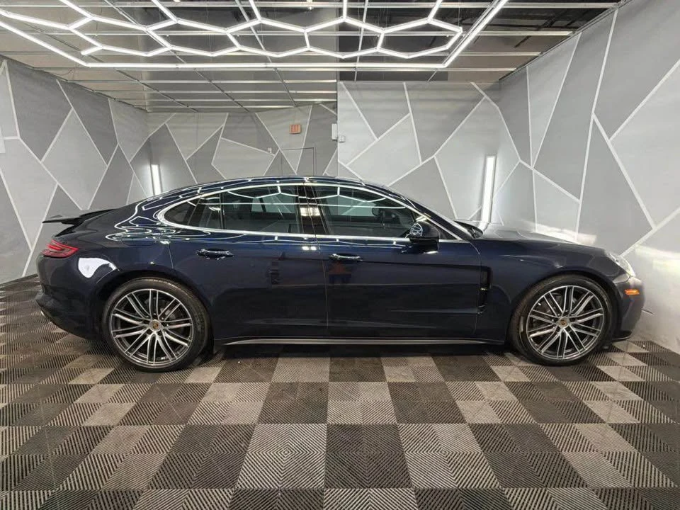 2018 Porsche 971 Panamera - Image 9 of 20