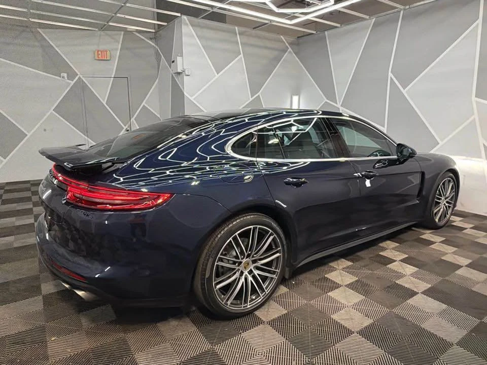2018 Porsche 971 Panamera - Image 8 of 20