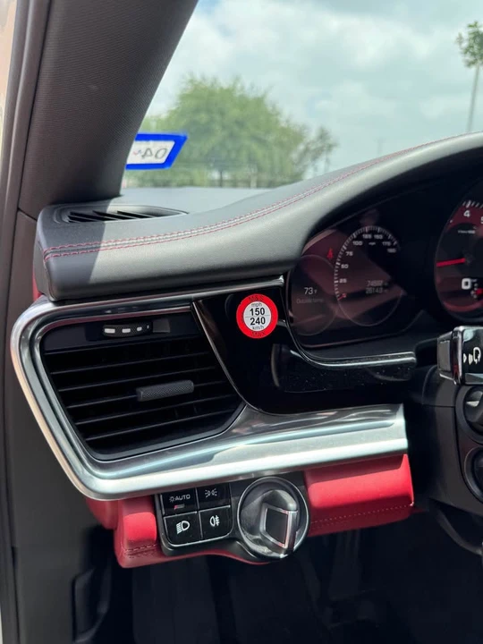 2018 Porsche 971 Panamera - Image 15 of 17