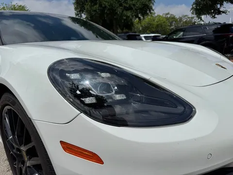 2018 Porsche Panamera 4