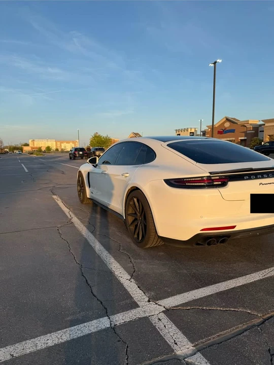 2018 Porsche 971 Panamera - Image 4 of 18