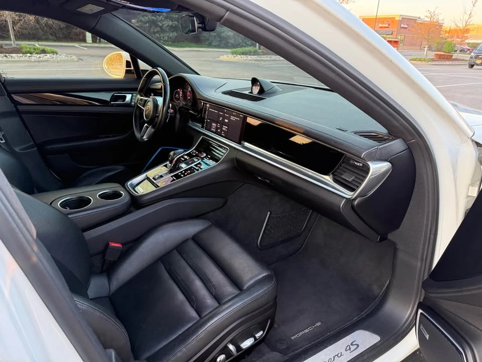 2018 Porsche 971 Panamera - Image 15 of 18
