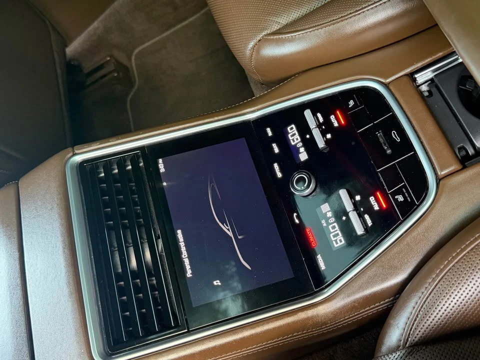 2018 Porsche 971 Panamera - Image 9 of 20