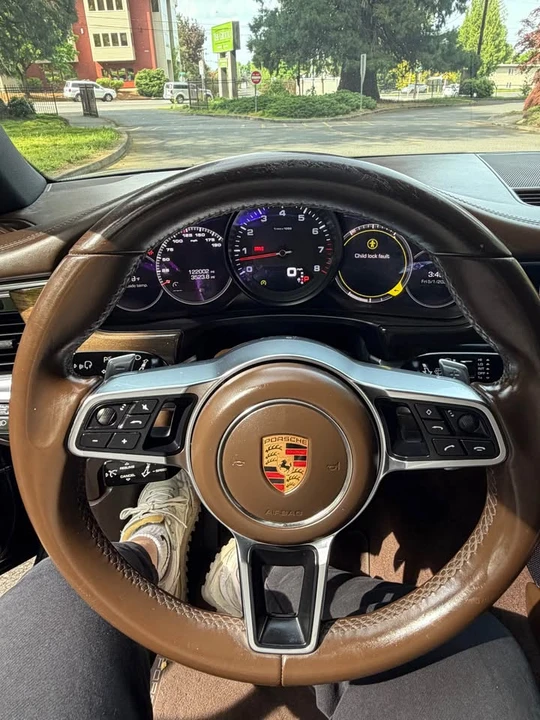 2018 Porsche 971 Panamera - Image 18 of 20