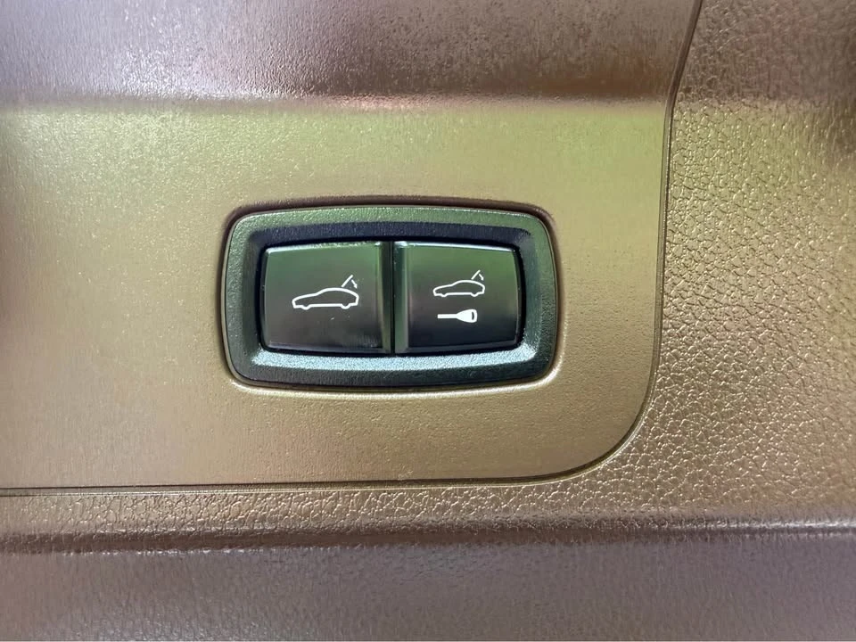 2018 Porsche 971 Panamera - Image 13 of 20