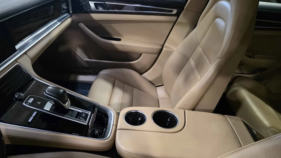 2018 Porsche 971 Panamera - Image 7 of 8