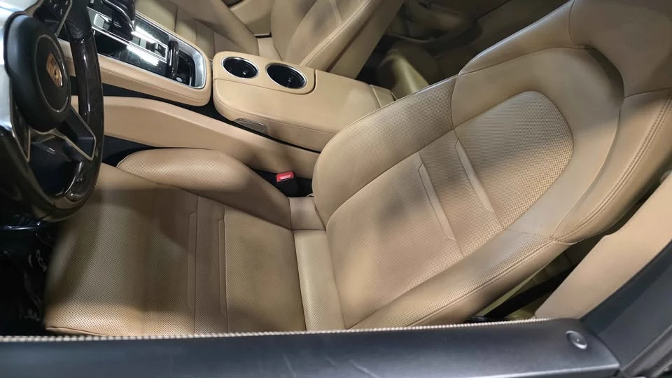 2018 Porsche 971 Panamera - Image 6 of 8