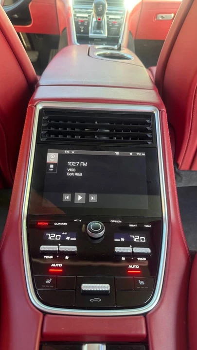 2018 Porsche 971 Panamera - Image 18 of 19