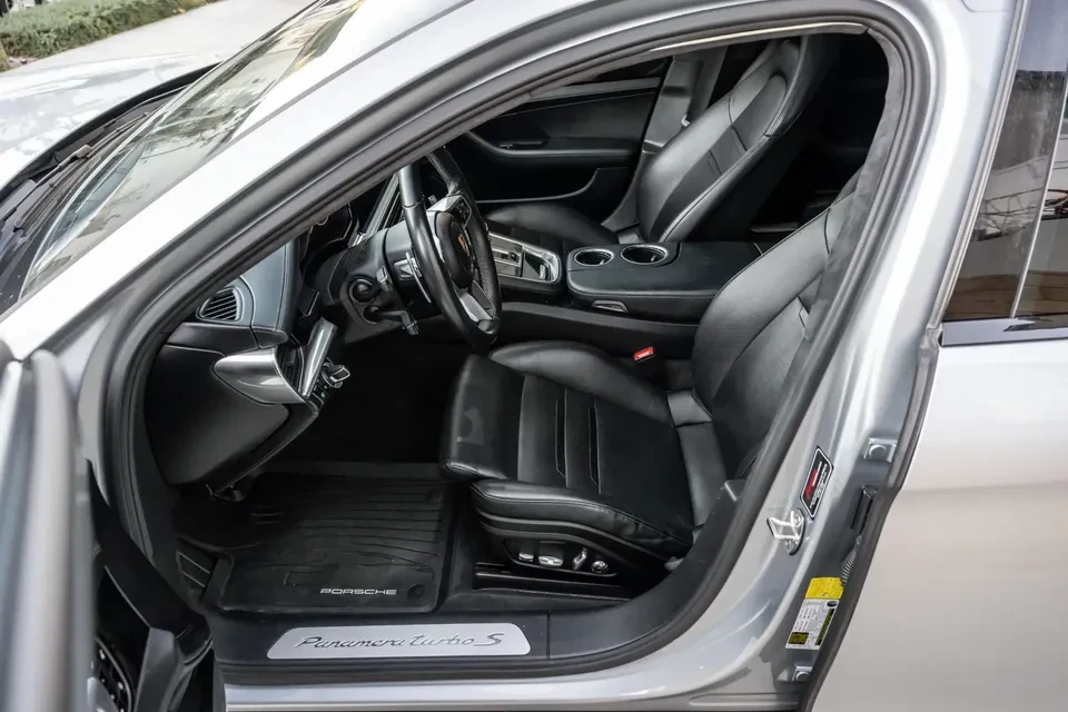 2018 Porsche 971 Panamera - Image 7 of 9