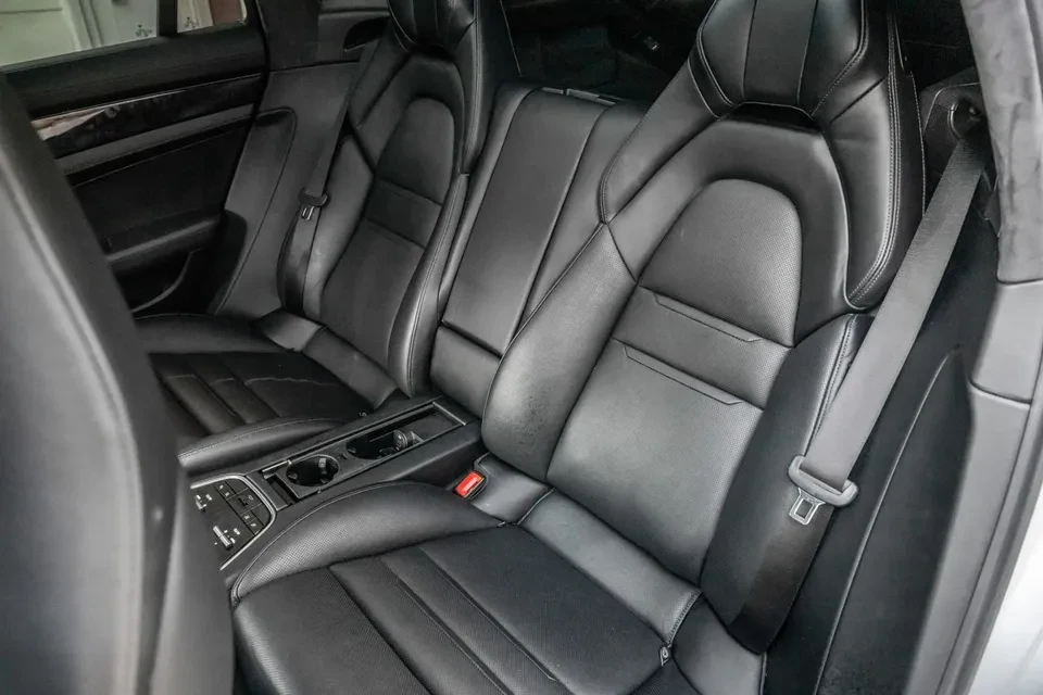 2018 Porsche 971 Panamera - Image 8 of 9
