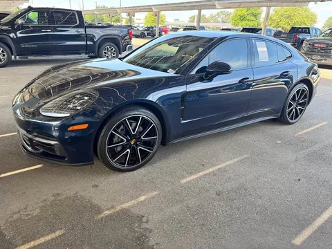 2018 Porsche Panamera