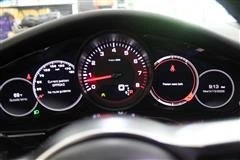 2018 Porsche 971 Panamera - Image 17 of 20