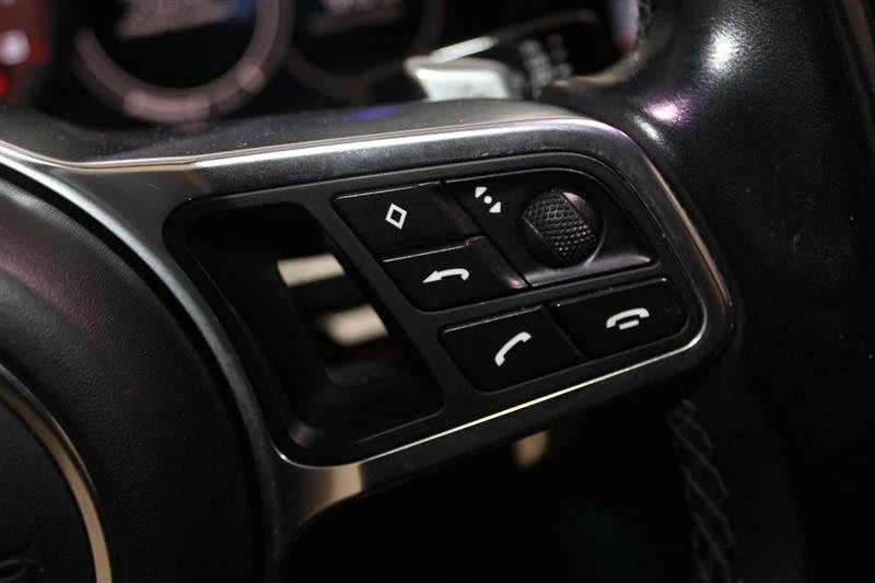 2018 Porsche 971 Panamera - Image 13 of 20