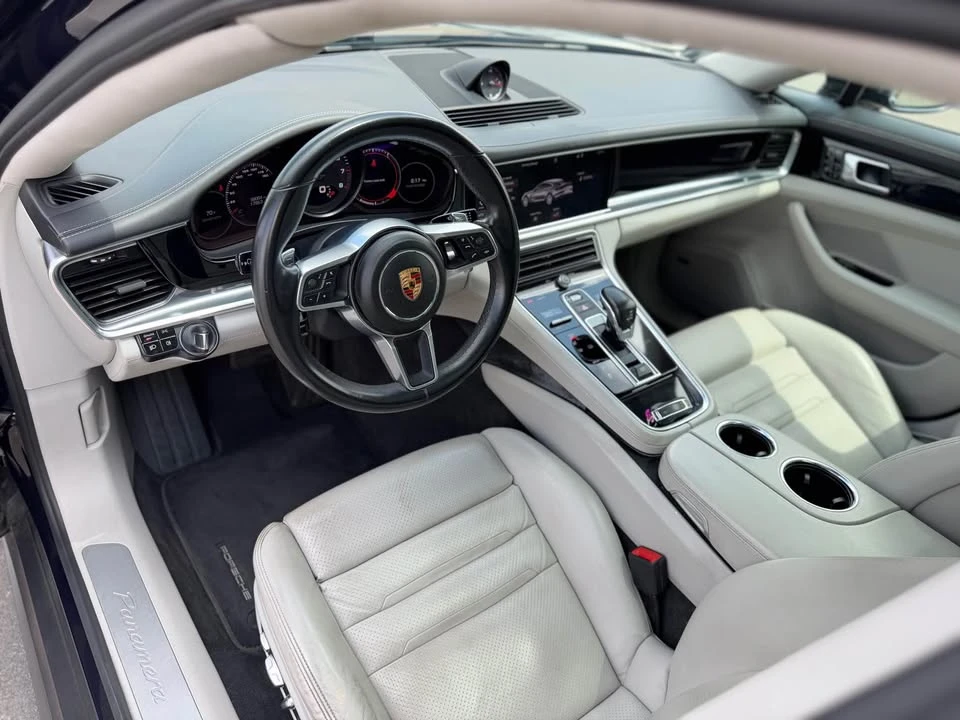 2018 Porsche 971 Panamera - Image 12 of 20