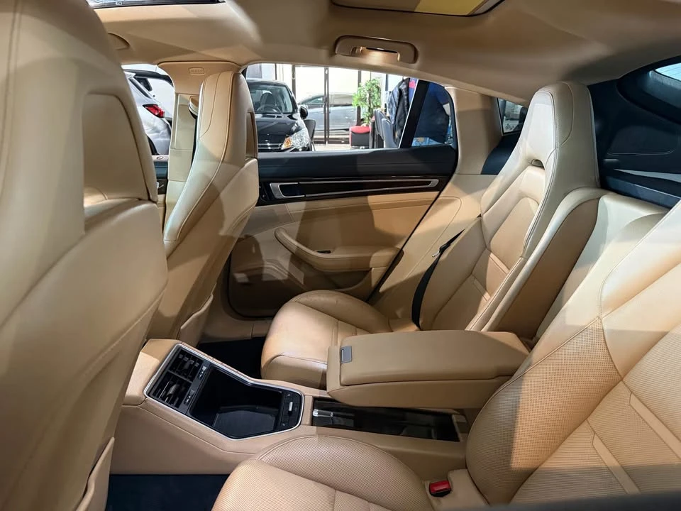 2018 Porsche 971 Panamera - Image 4 of 20
