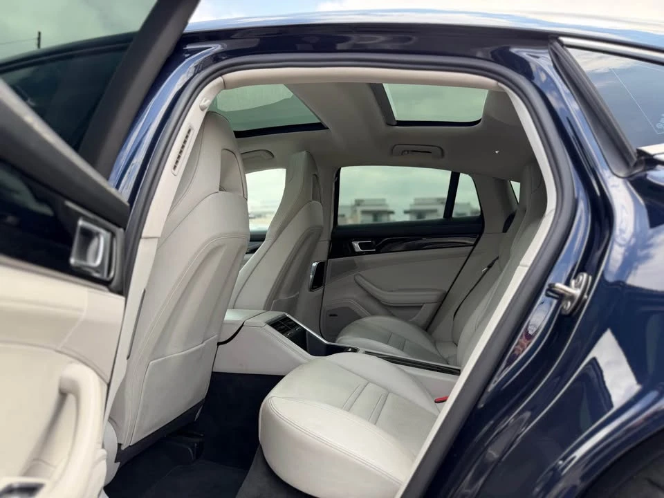 2018 Porsche 971 Panamera - Image 13 of 20
