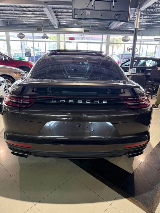 2018 Porsche 971 Panamera - Image 9 of 20