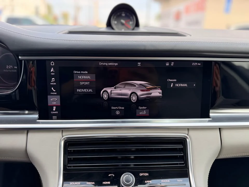 2018 Porsche 971 Panamera - Image 17 of 20