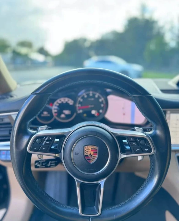 2018 Porsche 971 Panamera - Image 18 of 20