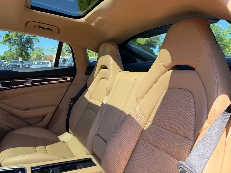 2018 Porsche 971 Panamera - Image 17 of 19