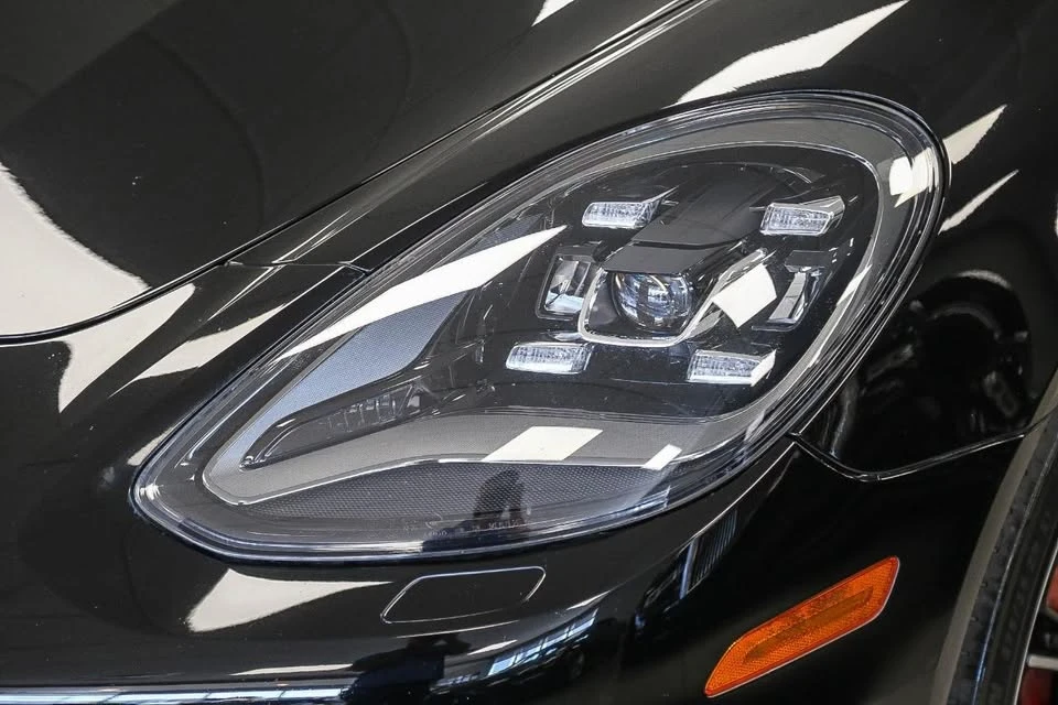 2018 Porsche 971 Panamera - Image 9 of 20