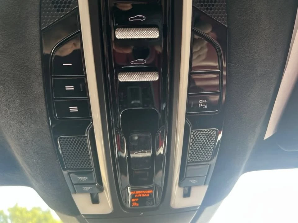 2018 Porsche 971 Panamera - Image 17 of 20