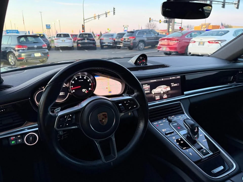 2018 Porsche 971 Panamera - Image 11 of 19
