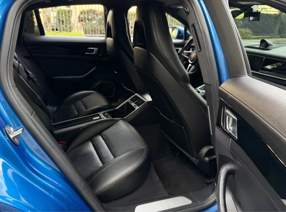 2018 Porsche 971 Panamera - Image 17 of 20