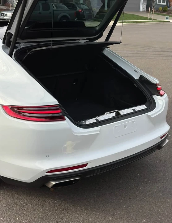 2017 Porsche 971 Panamera - Image 12 of 18