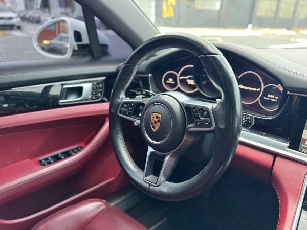 2018 Porsche 971 Panamera - Image 19 of 21