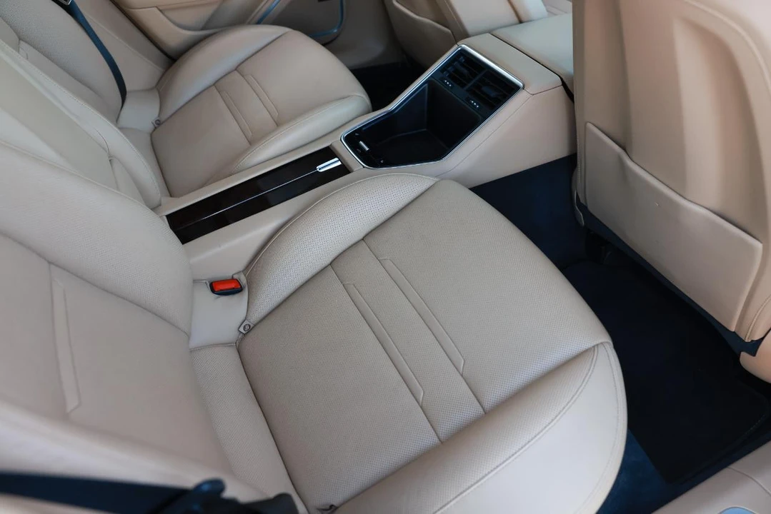 2018 Porsche 971 Panamera - Image 12 of 12